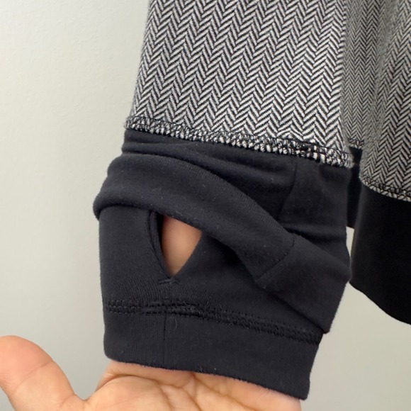 Lululemon ‘Think Fast’ black hoodie - Picture 11 of 14